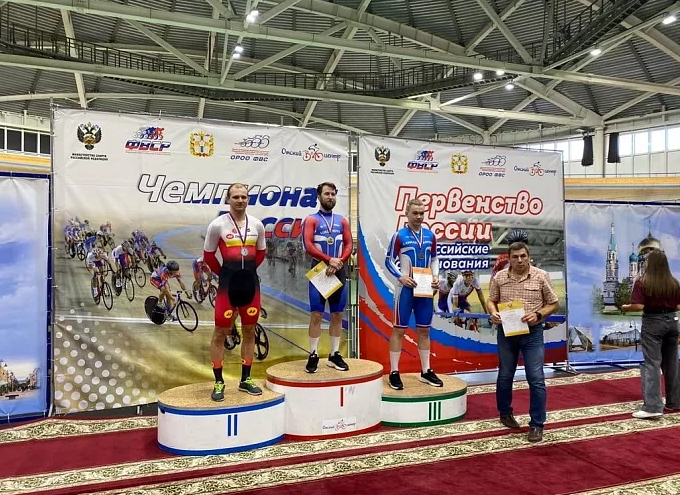 Туляк завоевал серебряную медаль Чемпионата России по велоспорту