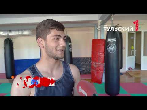 ЗОЖ: спорт в парке, страшные признания кикбоксерши и чудеса стретчинга