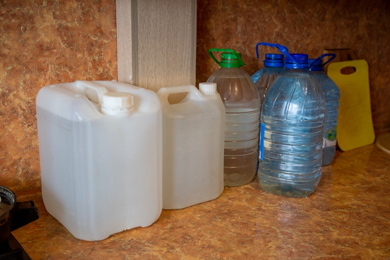 Для жителей Привокзального округа Тулы организована бесплатная раздача воды