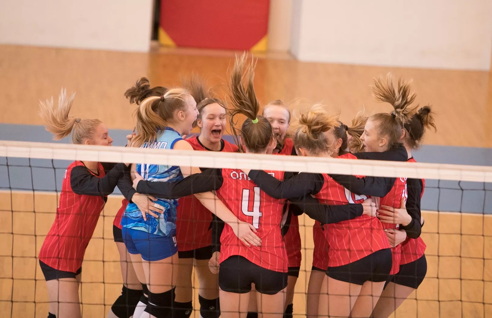 В Туле стартовал полуфинал Первенства России по волейболу среди девушек