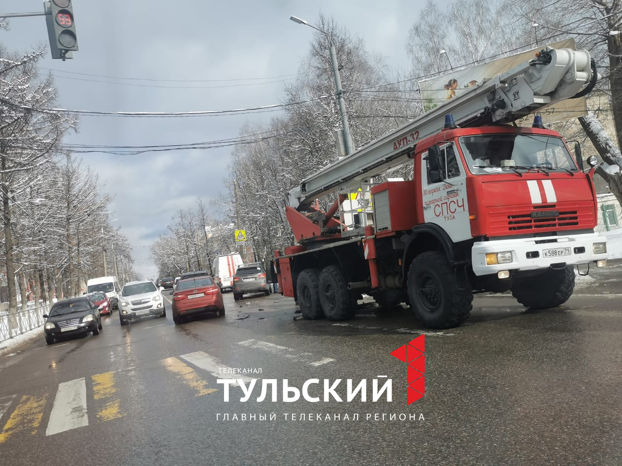 В Туле пожарная машина попала в аварию - Новости Тулы и области - 1tulatv