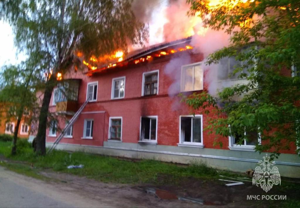Следователи СК организовали проверку по факту гибели женщины на пожаре в Донском