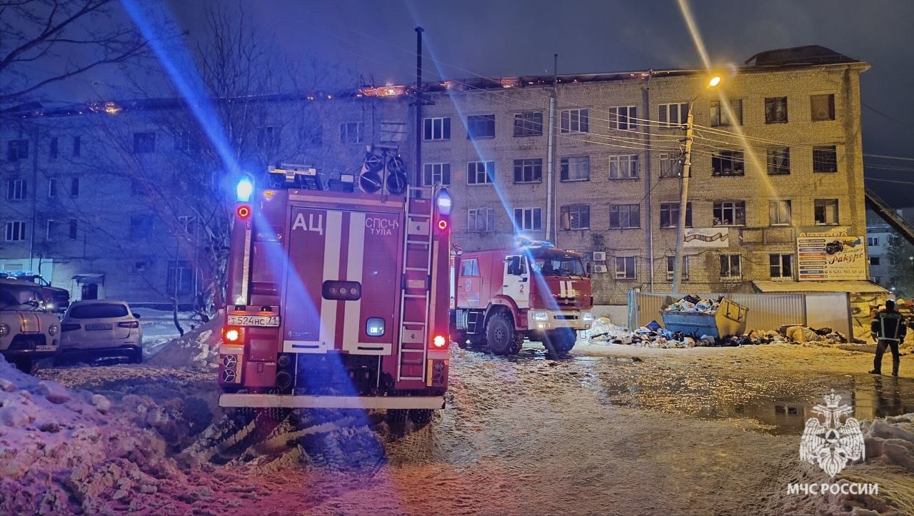 Прокуратура проводит поверку по факту пожара в бывшем общежитии в Ясногорске