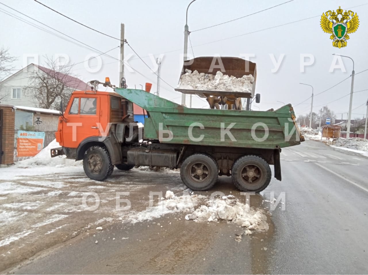 В Тульской области дорогу расчистили от снега после вмешательства прокуратуры