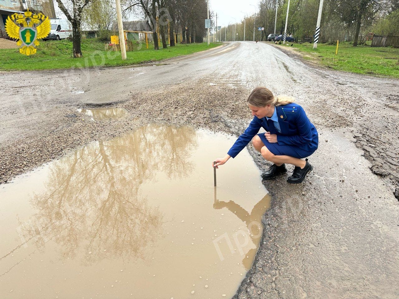 Участок дороги в Воловском районе не прошел проверку из-за ям и выбоин