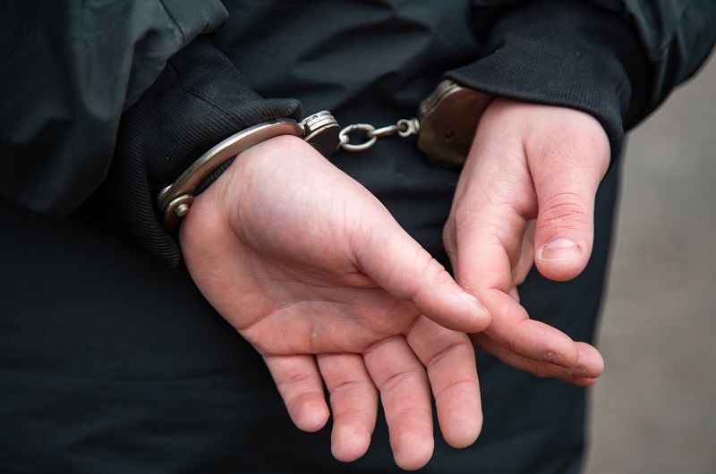 В Туле задержали 18-летнего курьера мошенников, который обманул пенсионерок на 193 тысячи