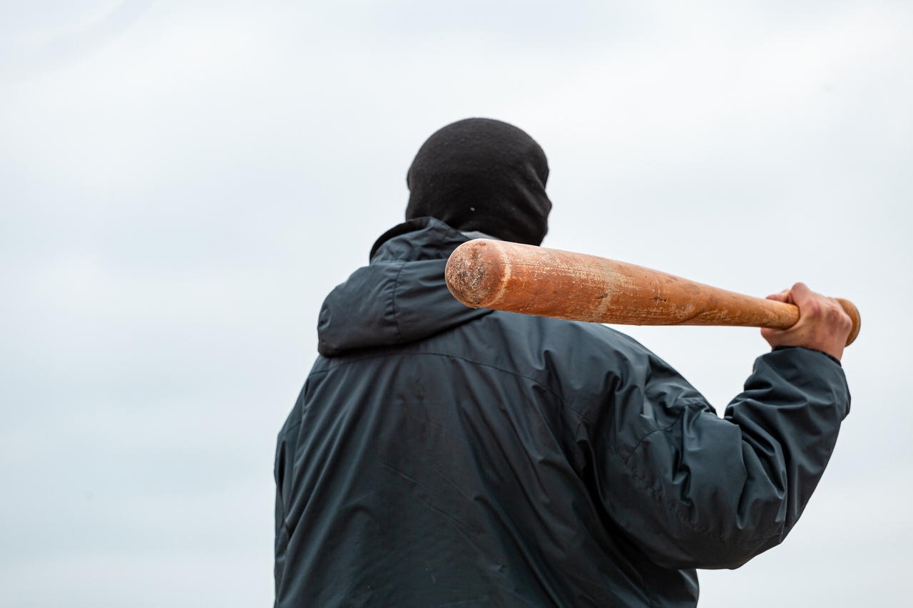 Горе-разбойник из Тулы получил «перцовкой» в лицо при попытке ограбить палатку