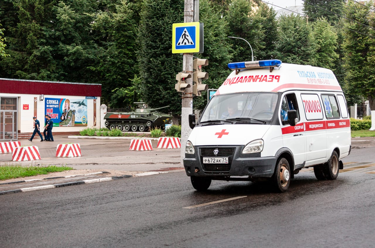 В Тульской области водителям скорой помощи продлят региональные выплаты на 2024 год