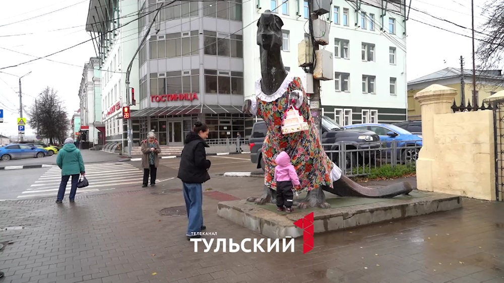 Динозавр у экзотариума отметил 36-летие: чего о нем не знают туляки