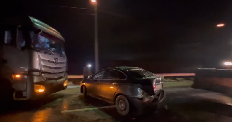 В Тульской области на трассе М-2 "Крым" произошло массовое ДТП