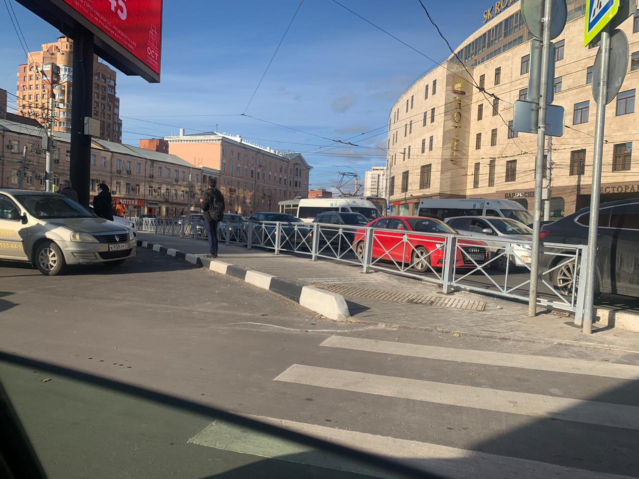 Он вернулся: в Туле на улице Советской появился новенький забор