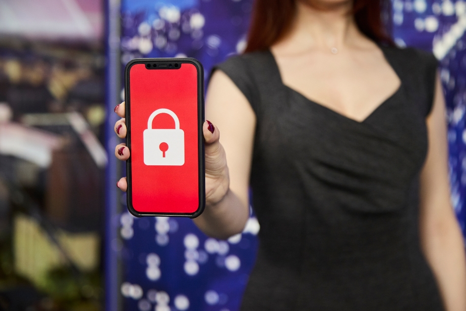 В Туле мошенники начали обманывать автомобилистов через ИИ 